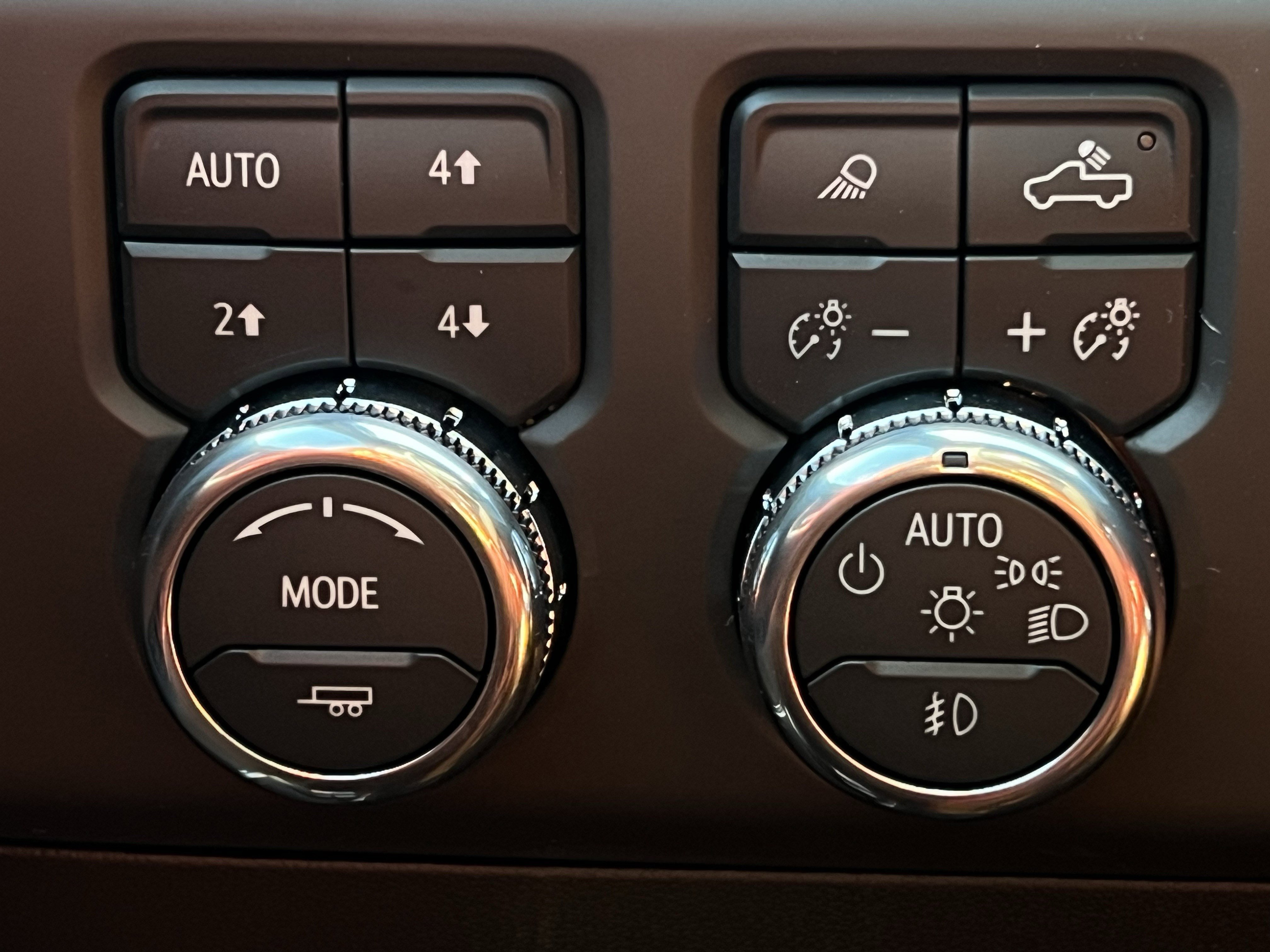 New 2026 GMC Sierra 2500 Denali w/ Denali Reserve Package image 14