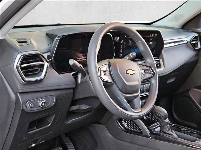 Used 2025 Chevrolet TrailBlazer LT image 10