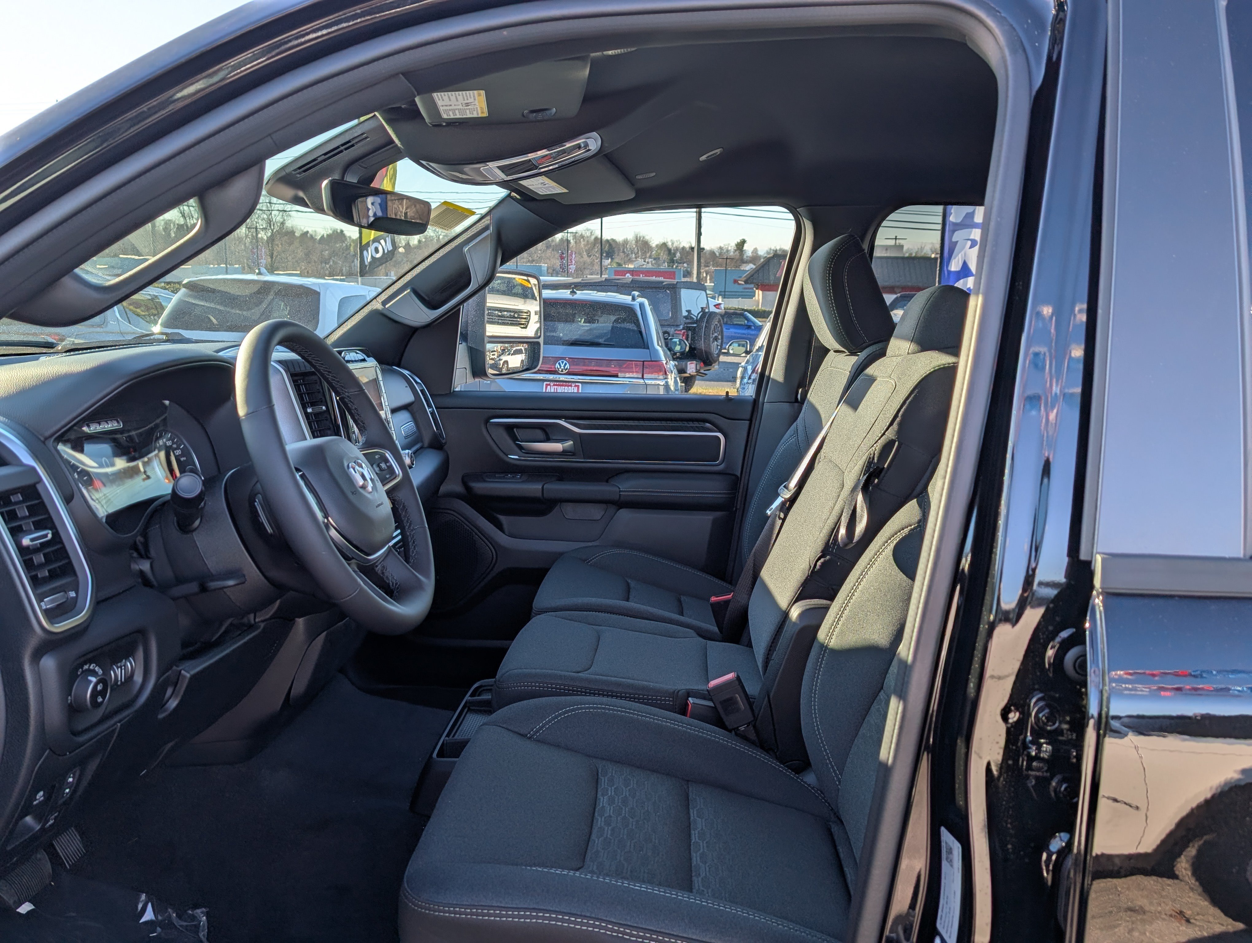 New 2026 RAM 1500 Big Horn AWD/4WD image 15
