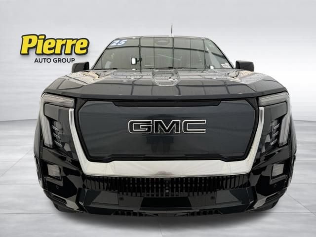 Used 2025 GMC Sierra EV Denali AWD/4WD image 9