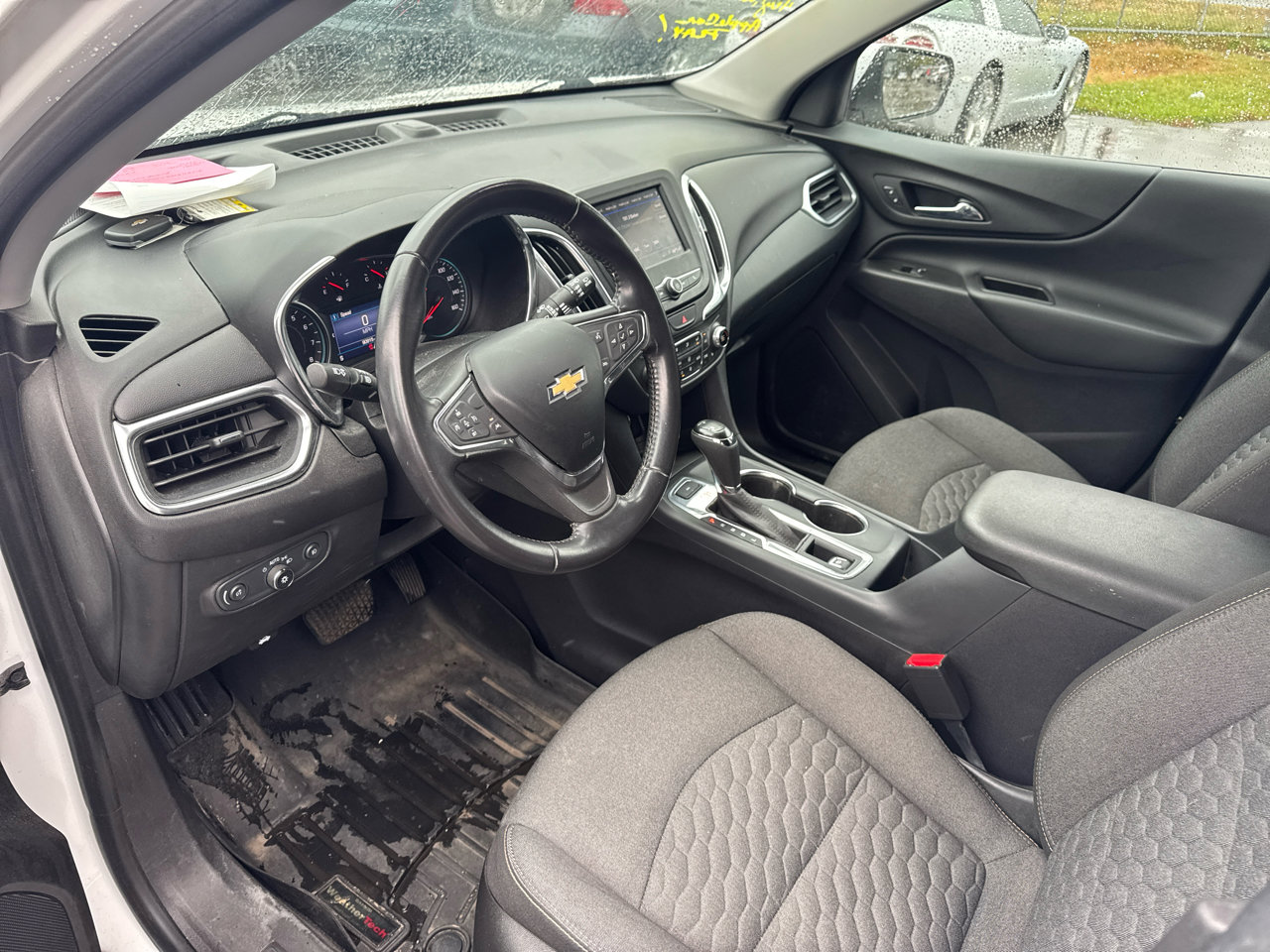 Used 2021 Chevrolet Equinox LT image 11