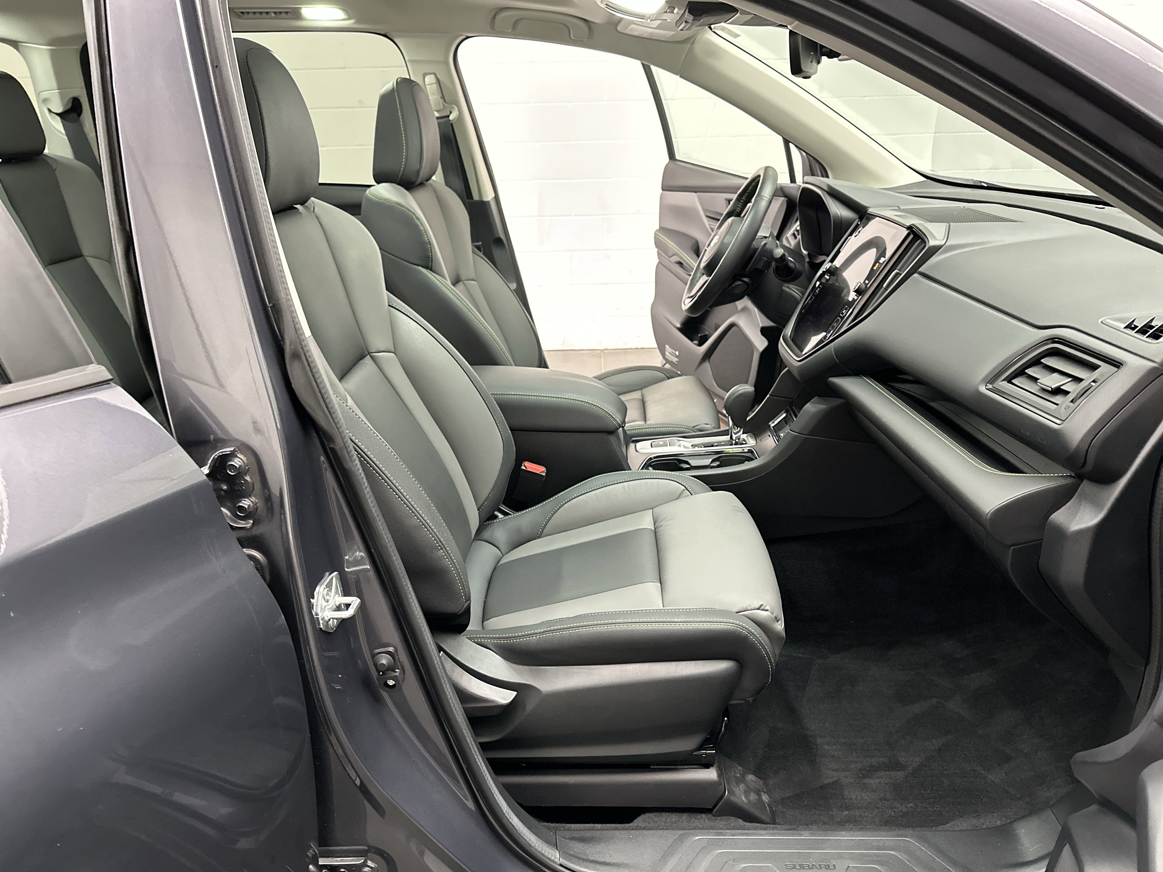 Used 2023 Subaru Ascent Onyx Edition image 25
