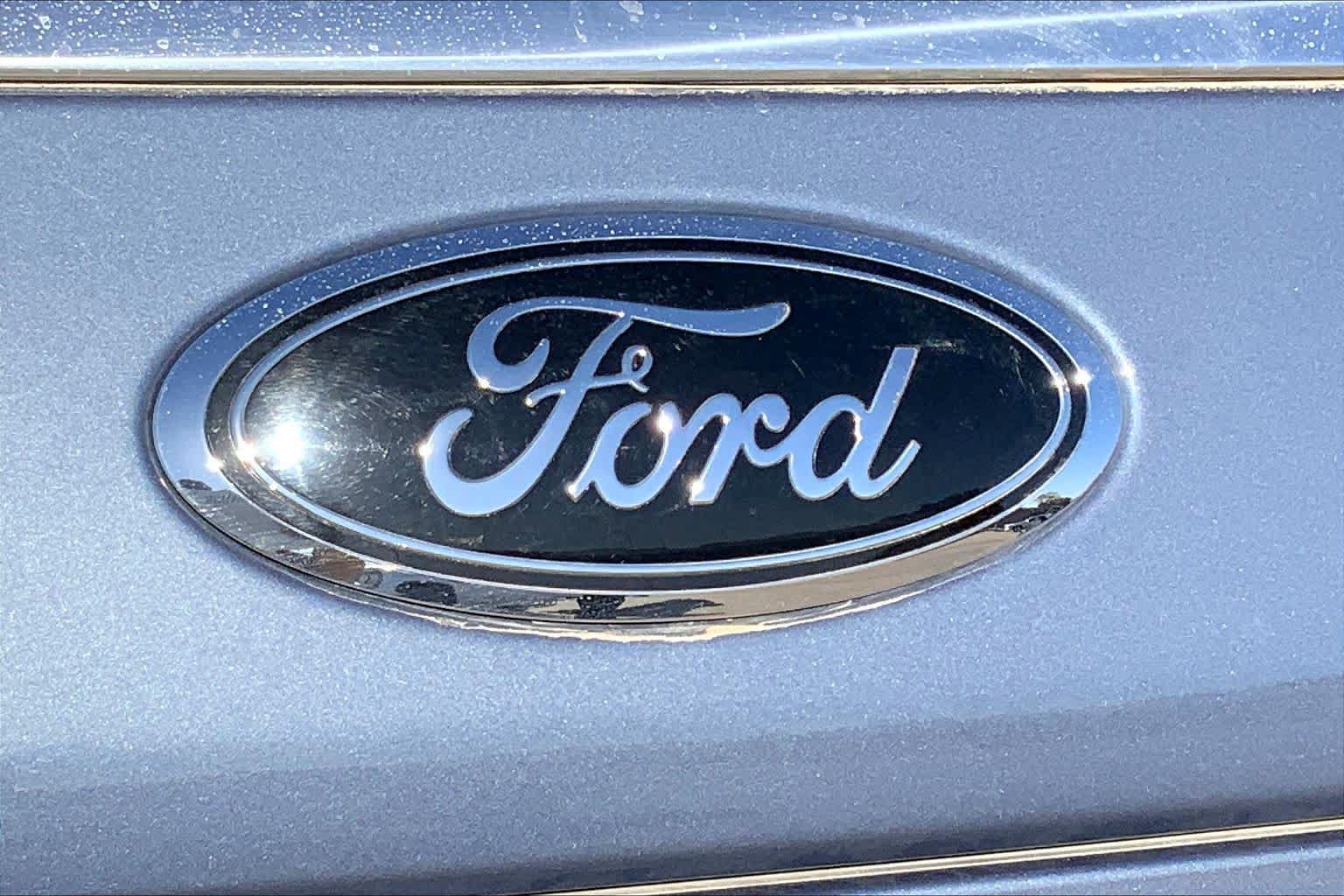 Used 2023 Ford Expedition Limited AWD/4WD image 31