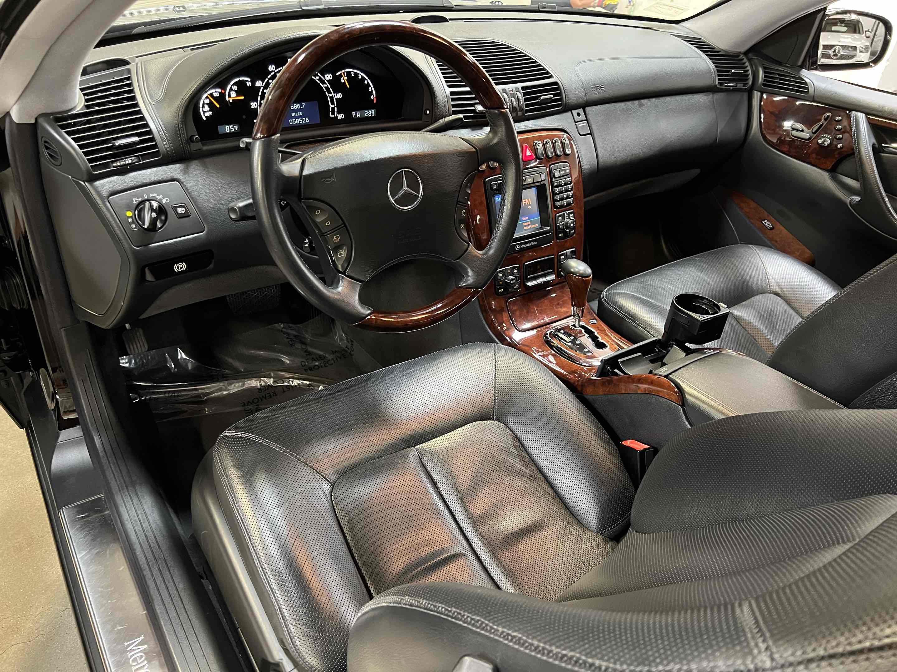 Used 2002 Mercedes-Benz CL 500 image 3
