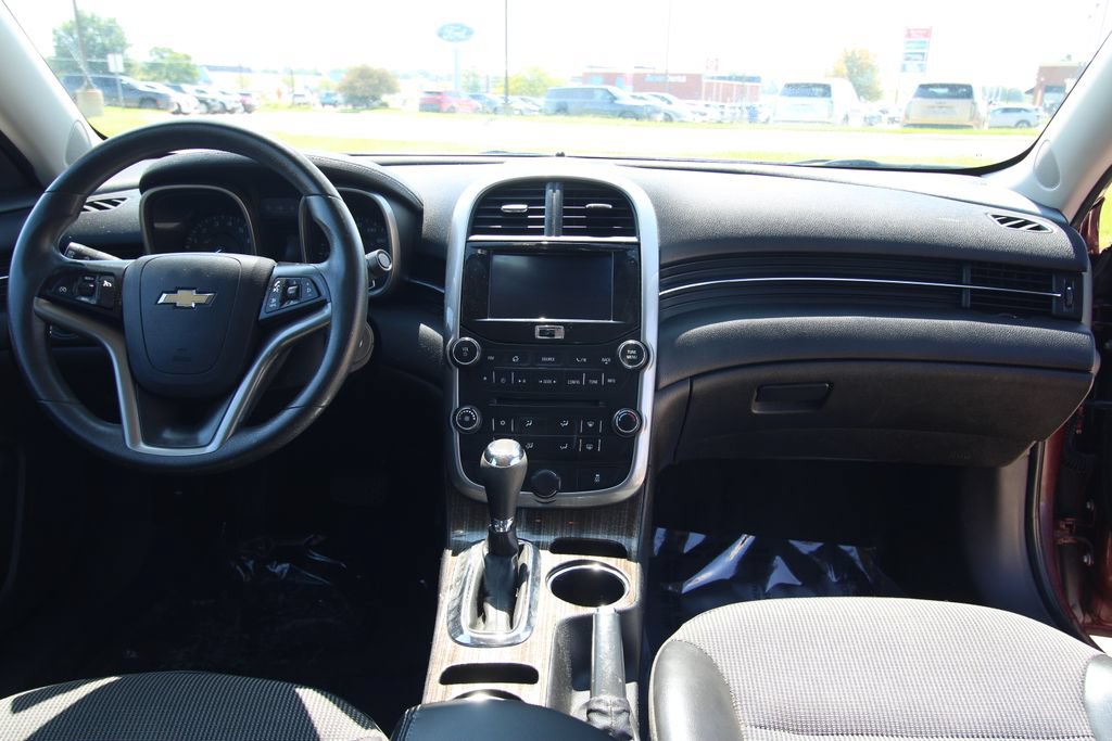 Used 2015 Chevrolet Malibu LT w/ Power Convenience Package FWD image 36