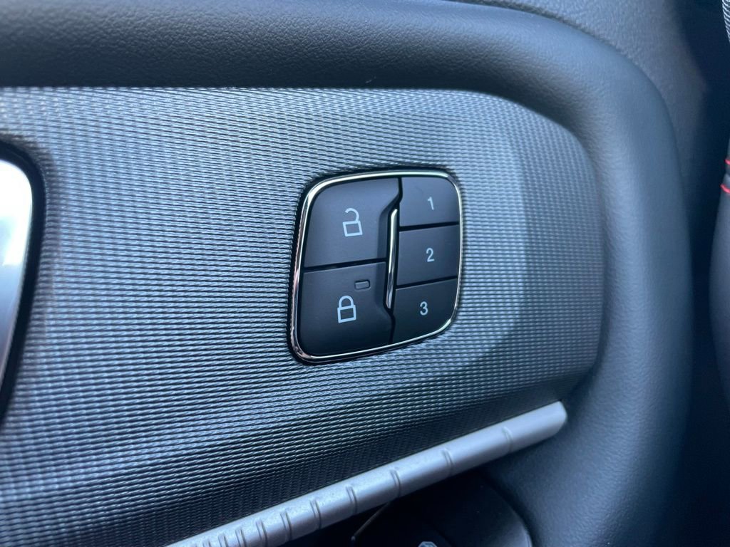 New 2026 Ford Explorer ST-Line w/ ST-Line Street Pack image 30