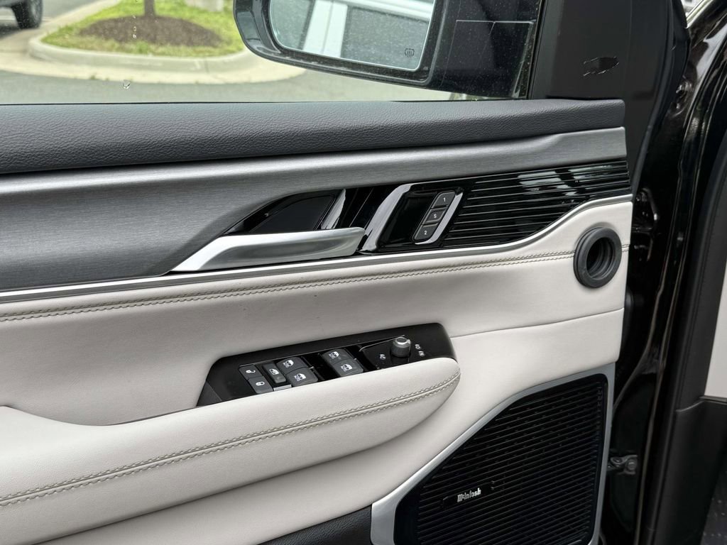 New 2026 Jeep Grand Wagoneer Limited AWD/4WD image 33