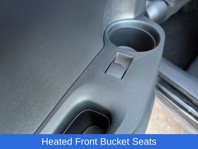 Used 2024 Toyota Corolla Cross XSE image 12