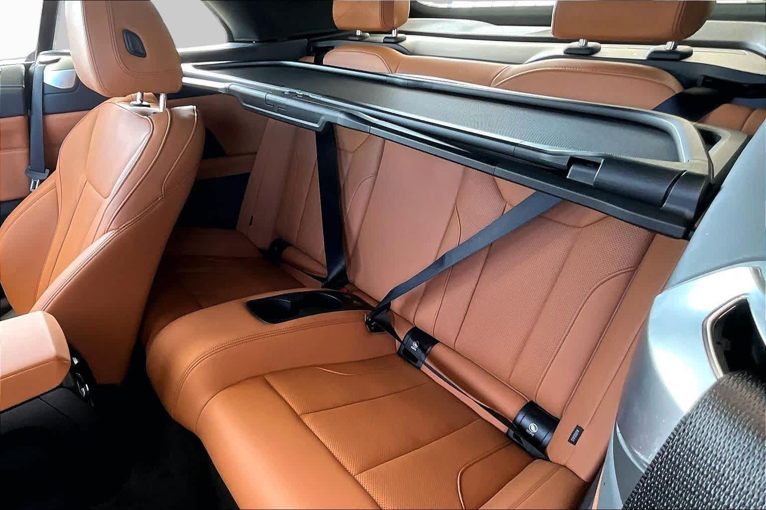 Used 2026 BMW M440i Convertible RWD image 22
