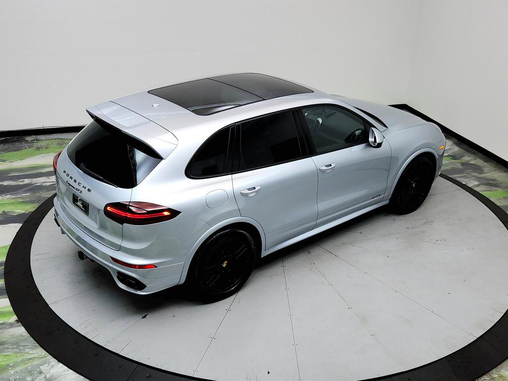 Used 2016 Porsche Cayenne GTS AWD/4WD image 32