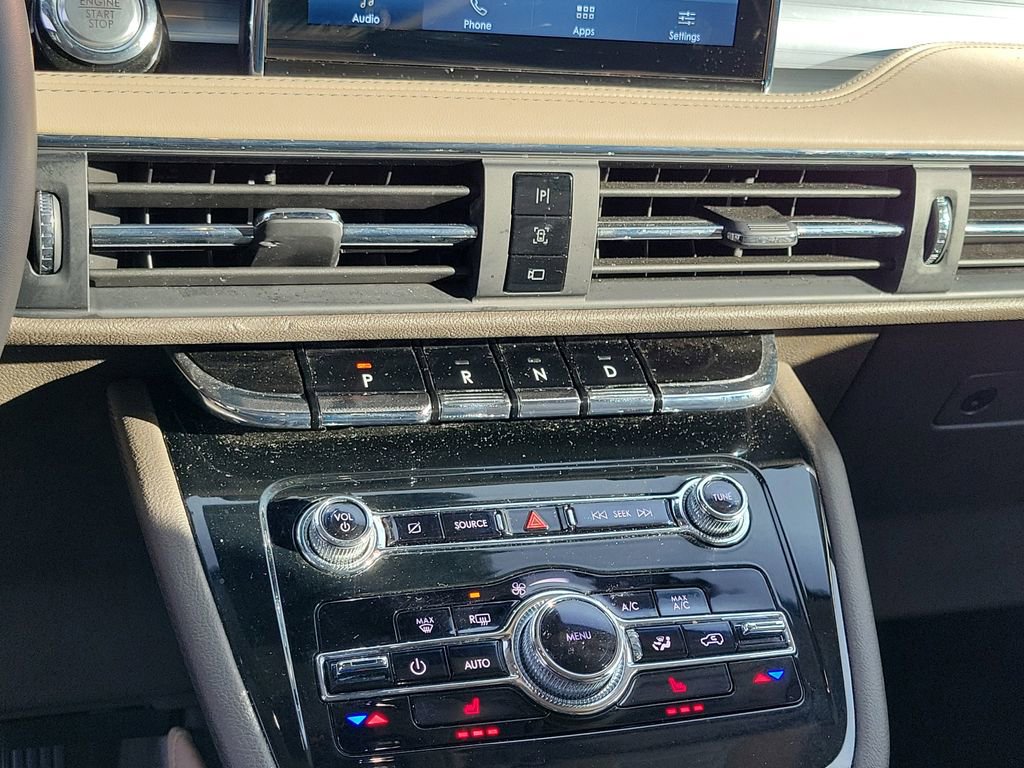 Certified 2022 Lincoln Corsair FWD image 28