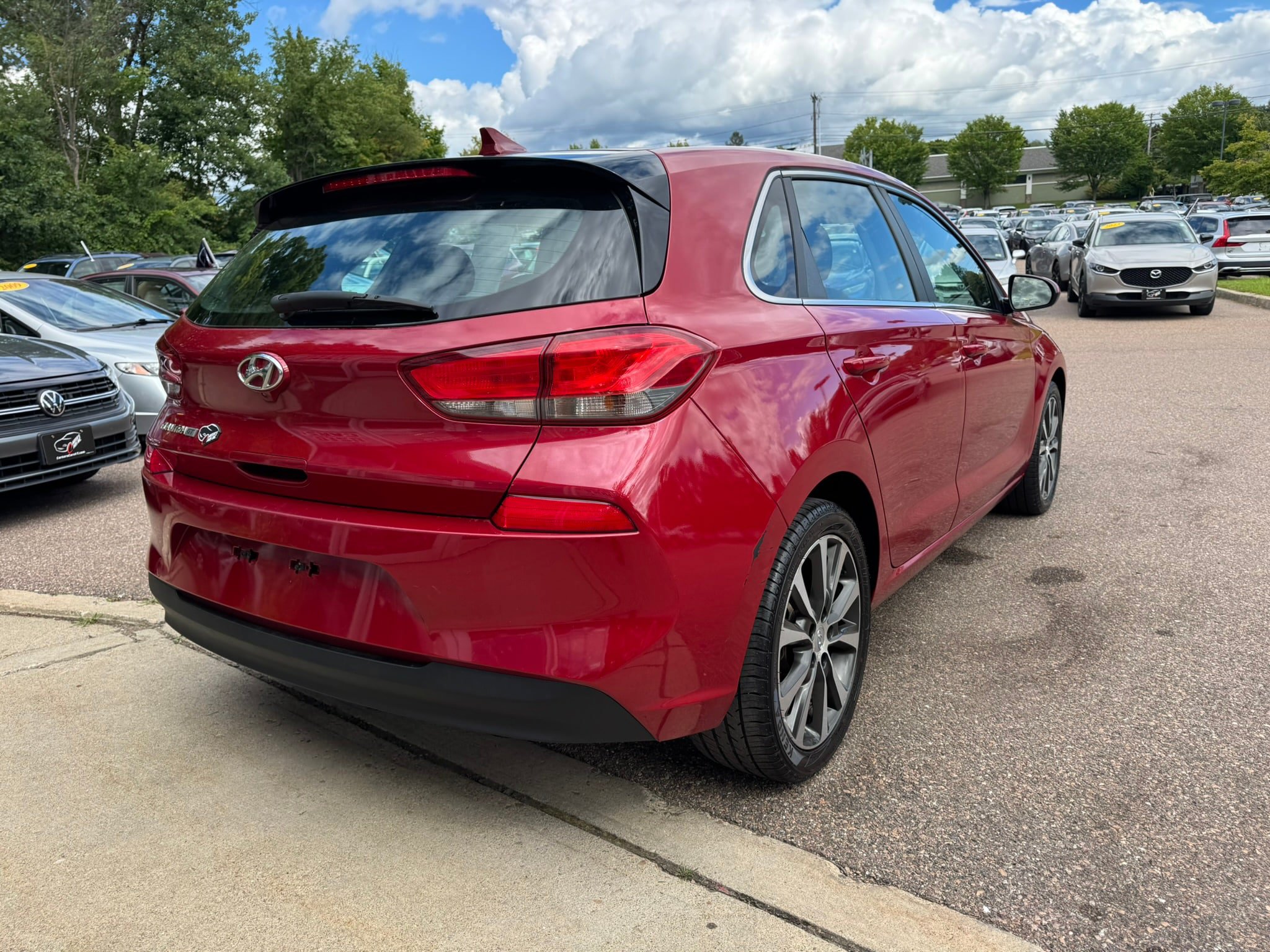 Used 2018 Hyundai Elantra GT FWD image 7