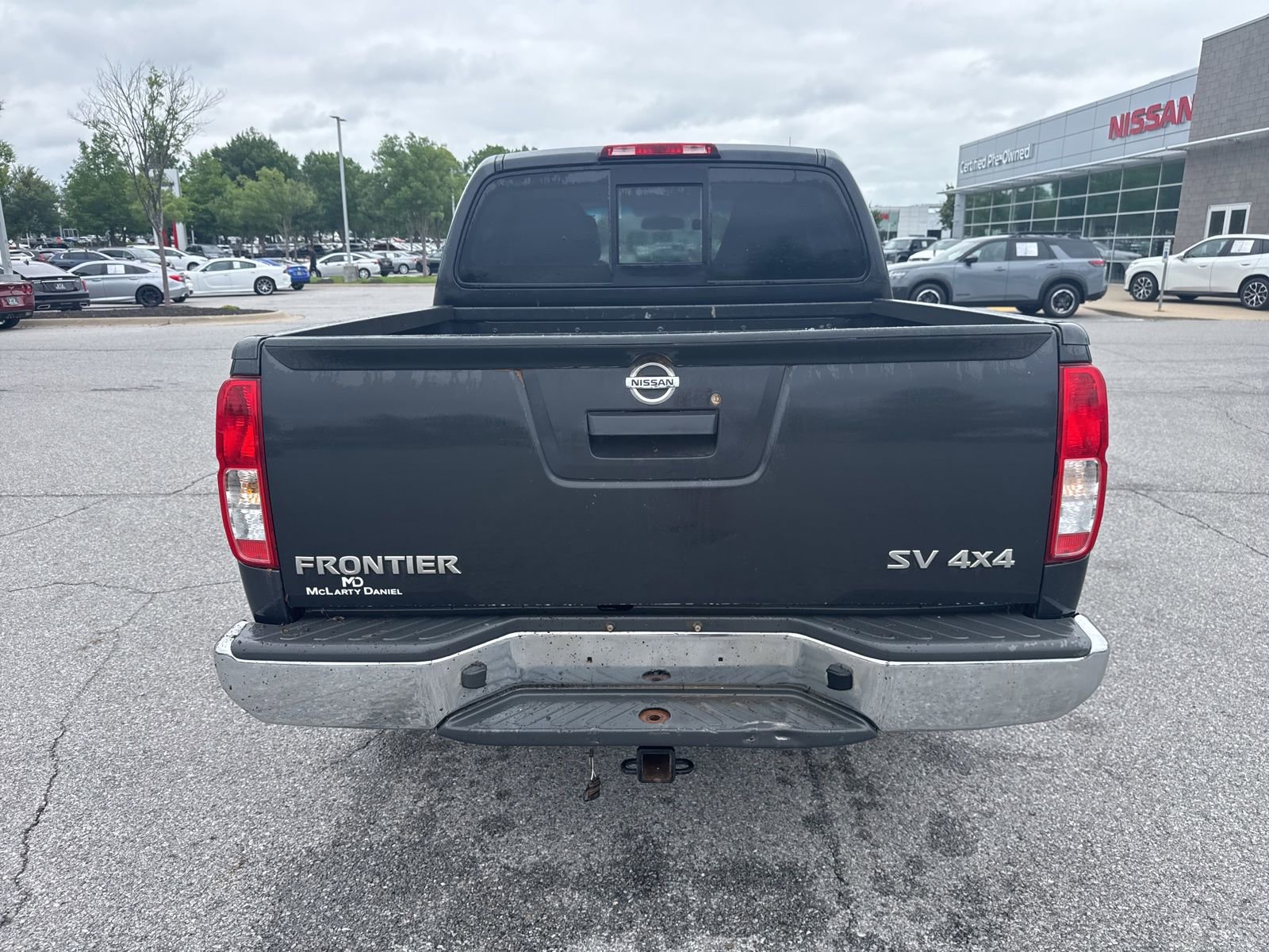 Used 2015 Nissan Frontier SV AWD/4WD image 8