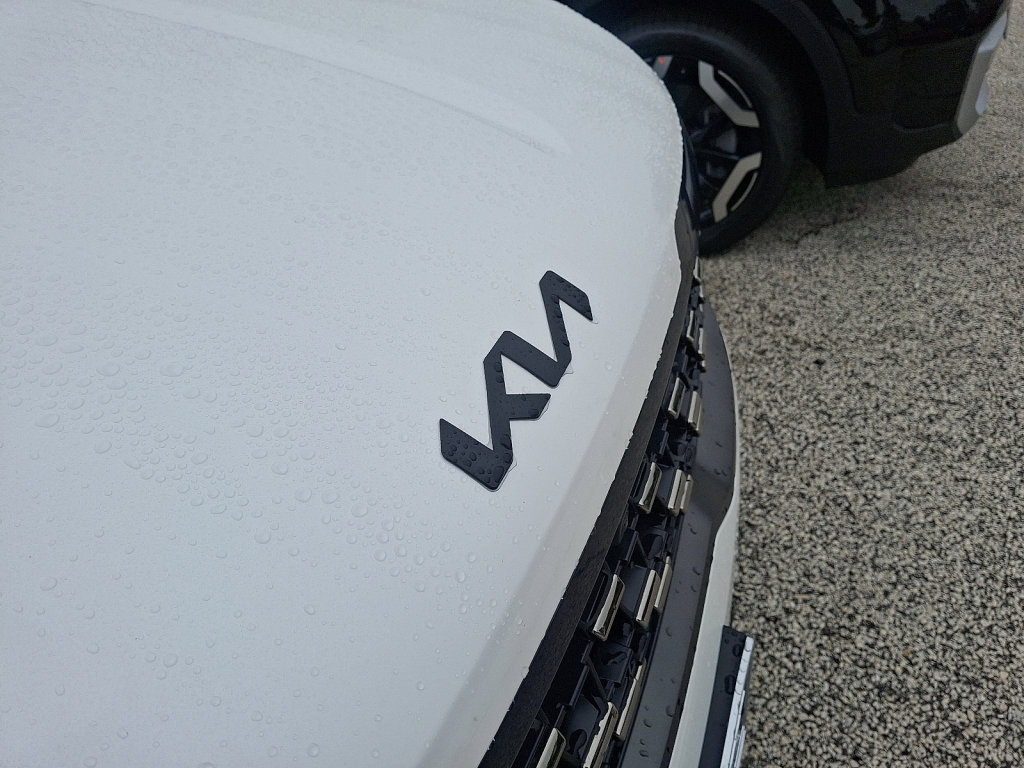 New 2026 Kia Carnival SX w/ SX Dark Edition Package image 5