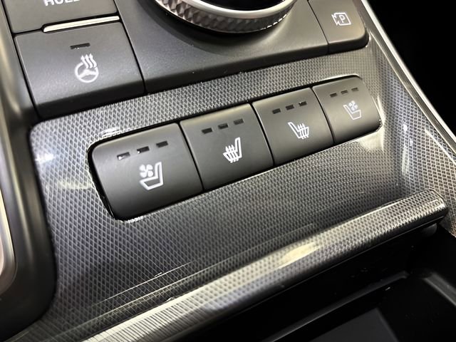 Used 2023 Hyundai Santa Fe Calligraphy w/ Cargo Package image 33