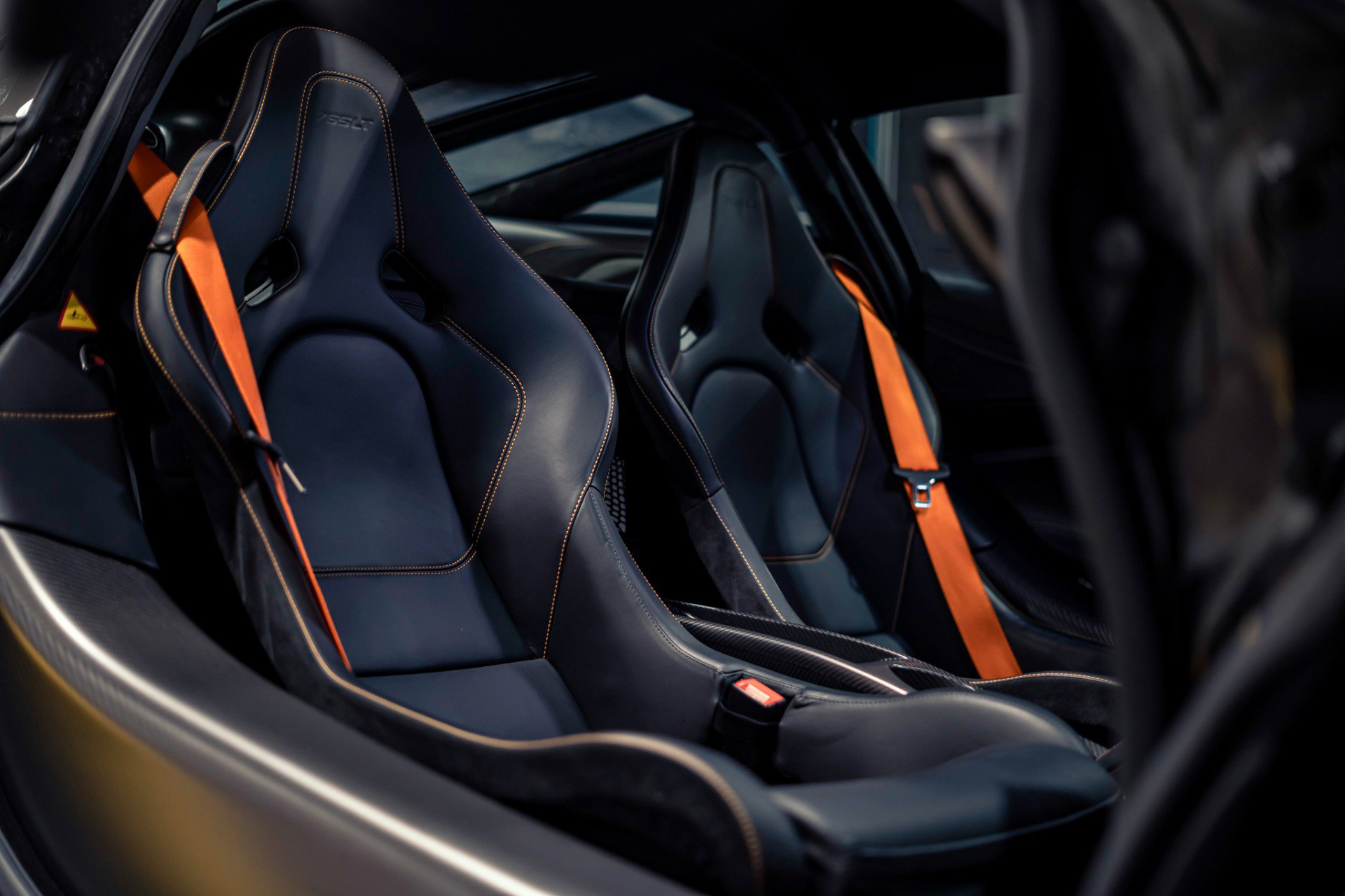Used 2021 McLaren 765LT RWD image 2
