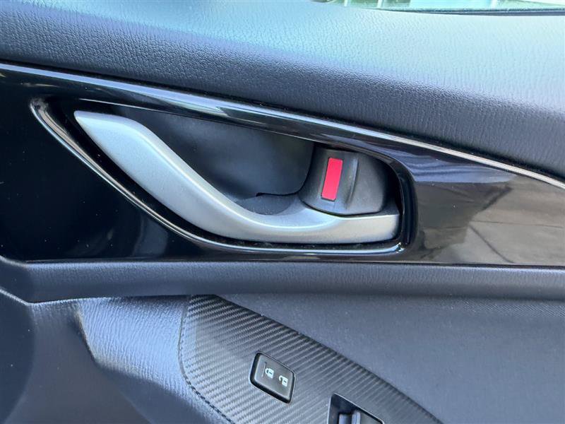 Used 2015 MAZDA MAZDA3 i Touring FWD image 45