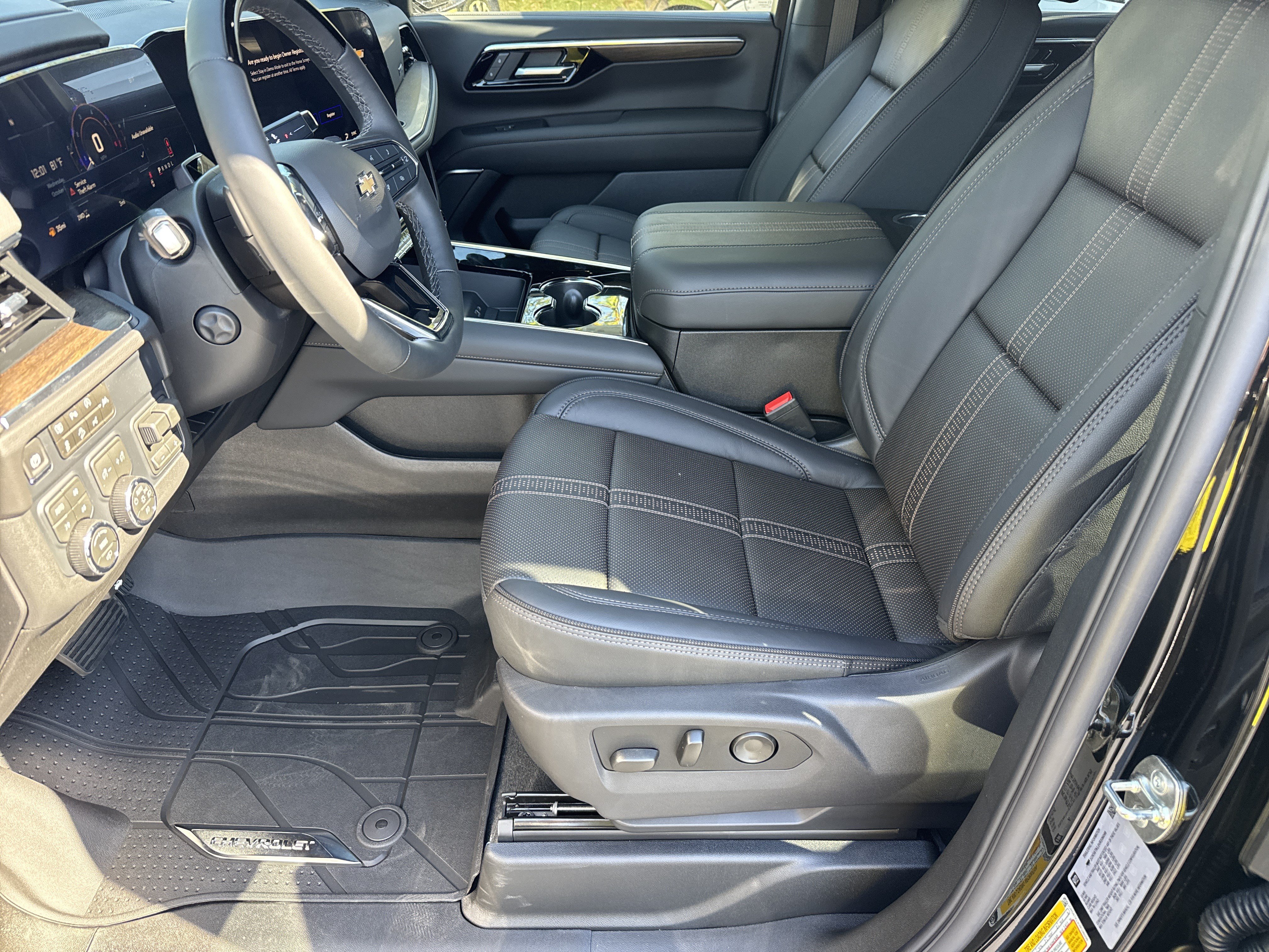 New 2027 Chevrolet Tahoe High Country AWD/4WD image 9