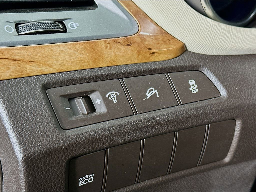 Used 2013 Hyundai Santa Fe Sport 2.0T image 11