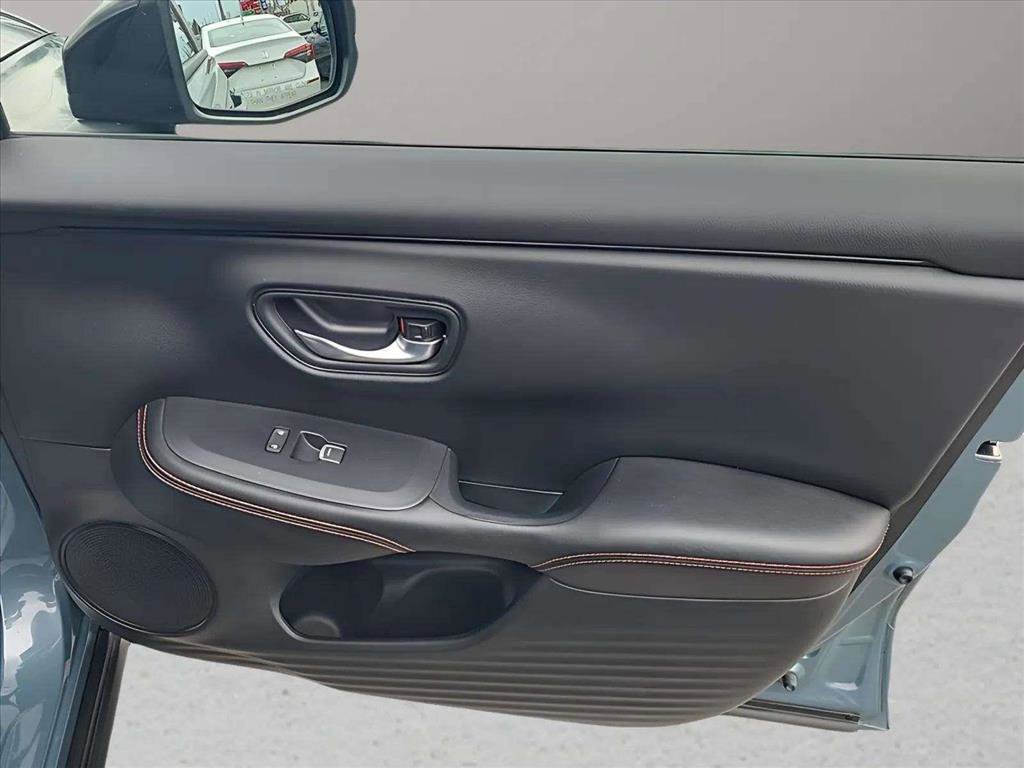 Used 2024 Honda HR-V Sport image 25