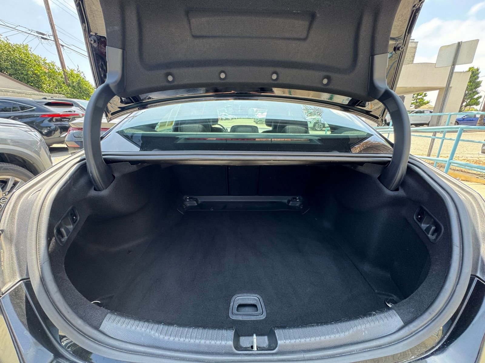 Used 2024 Mercedes-Benz C 300 4MATIC Sedan image 33