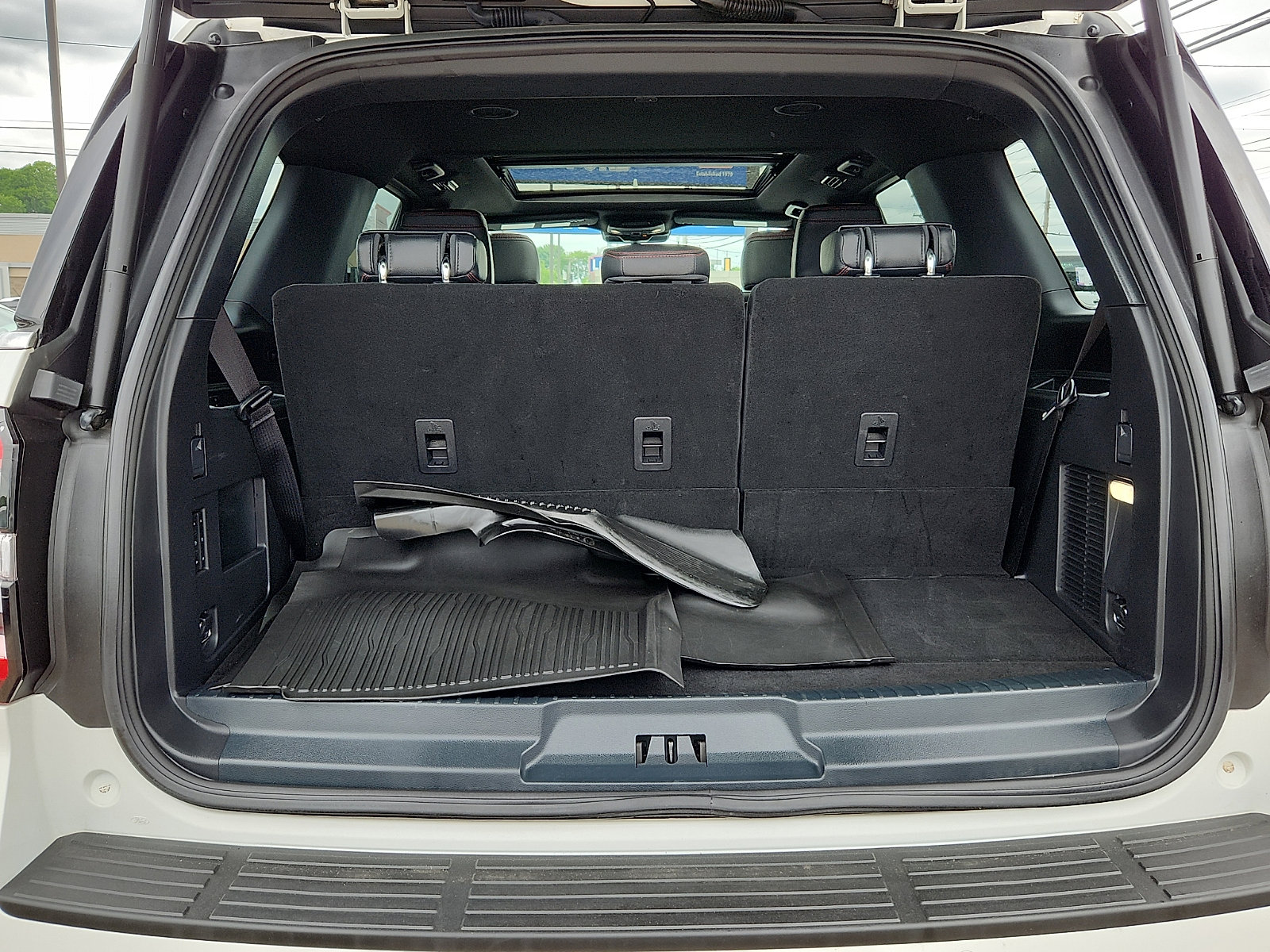 Used 2023 Ford Expedition Limited AWD/4WD image 28