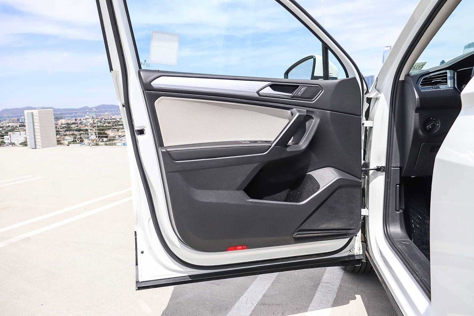 Used 2023 Volkswagen Tiguan S FWD image 23