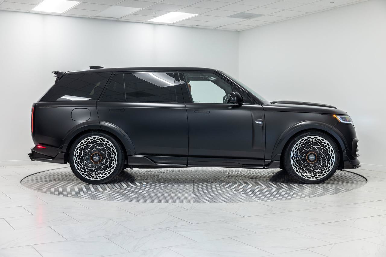 Used 2026 Land Rover Range Rover Long Wheelbase Autobiography AWD/4WD image 6