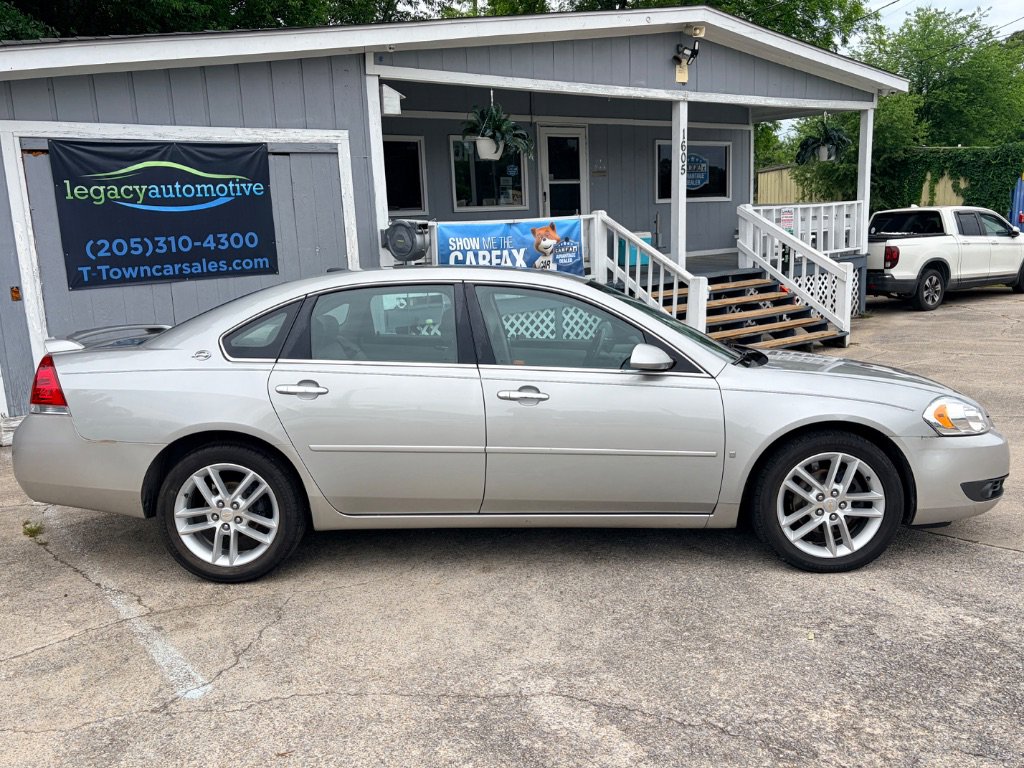 Used 2008 Chevrolet Impala LTZ FWD image 8