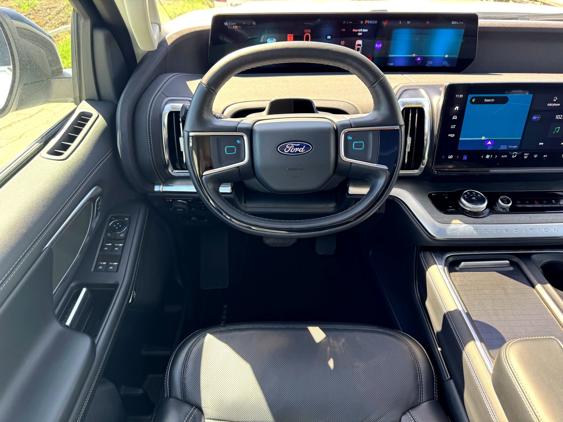Used 2025 Ford Expedition Platinum AWD/4WD image 25