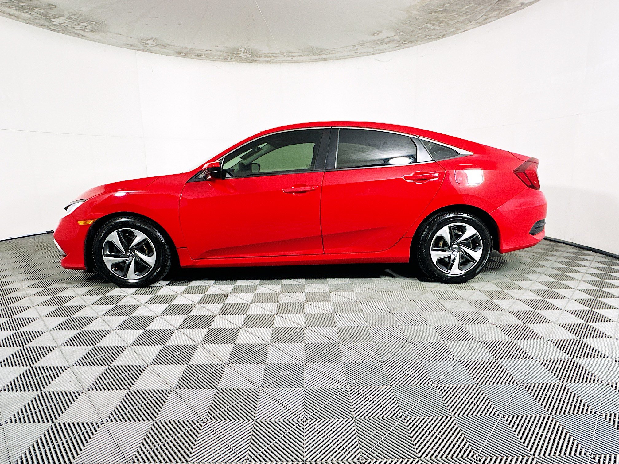 Used 2019 Honda Civic LX image 6