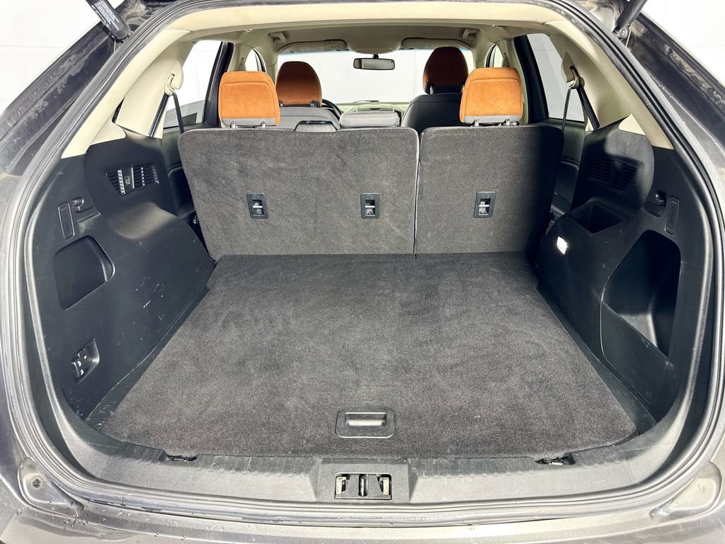 Used 2018 Ford Edge SEL w/ Equipment Group 201A image 30