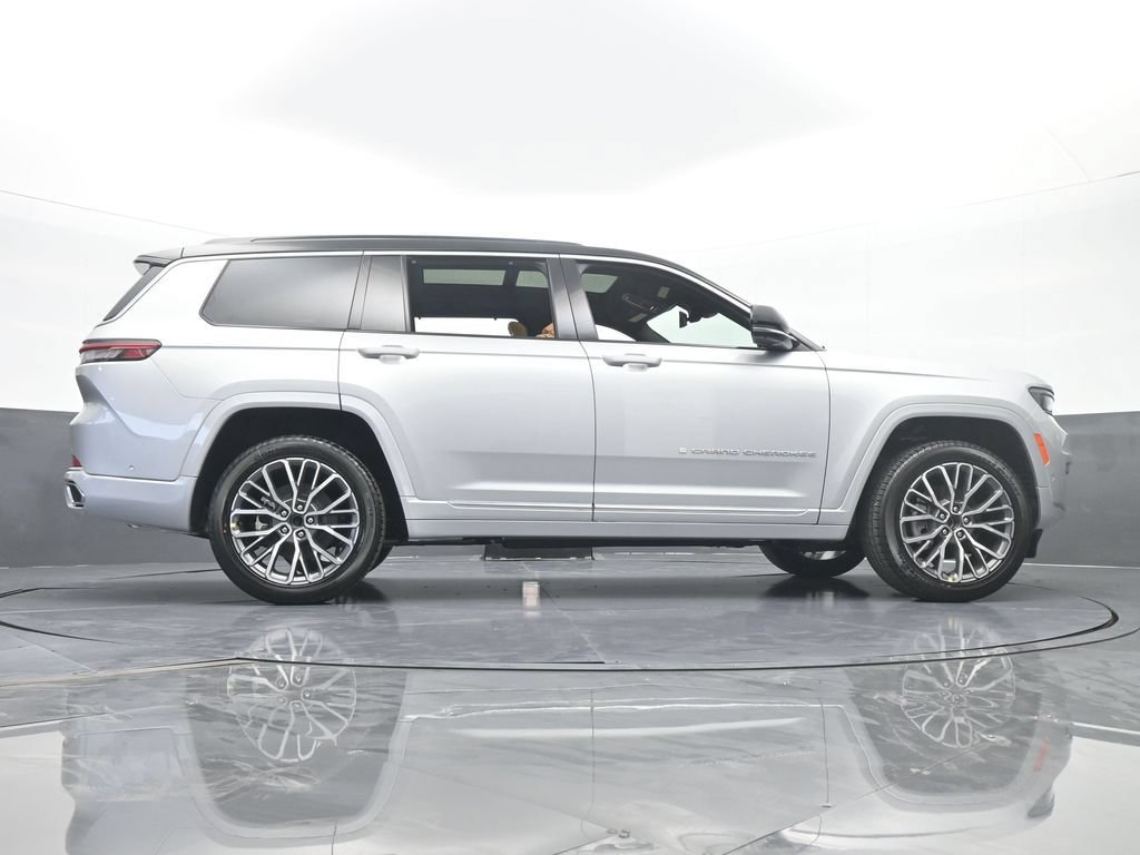New 2025 Jeep Grand Cherokee L Summit AWD/4WD image 74