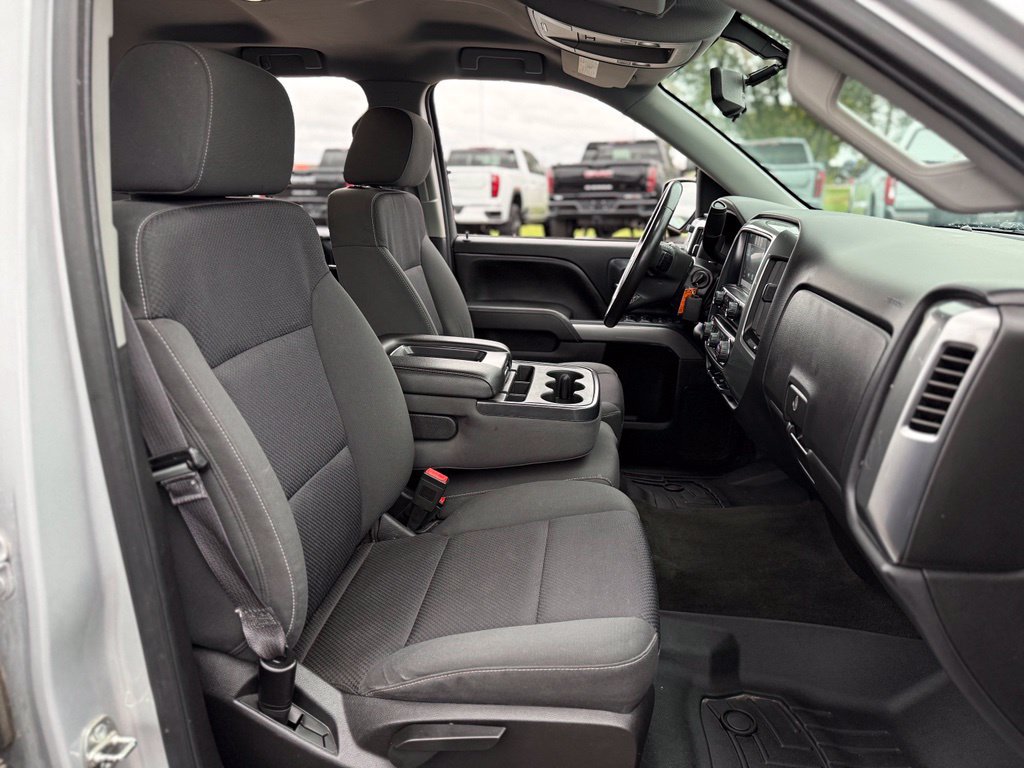 Used 2015 Chevrolet Silverado 1500 LT w/ LT Convenience Package AWD/4WD image 14