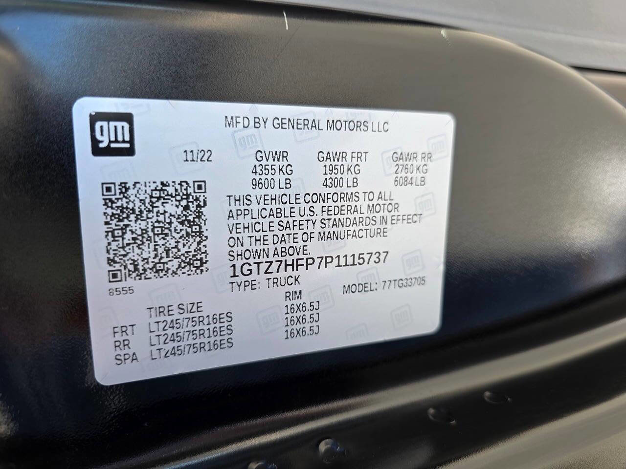 Used 2023 GMC Savana 3500 Extended w/ Driver Convenience Package image 26