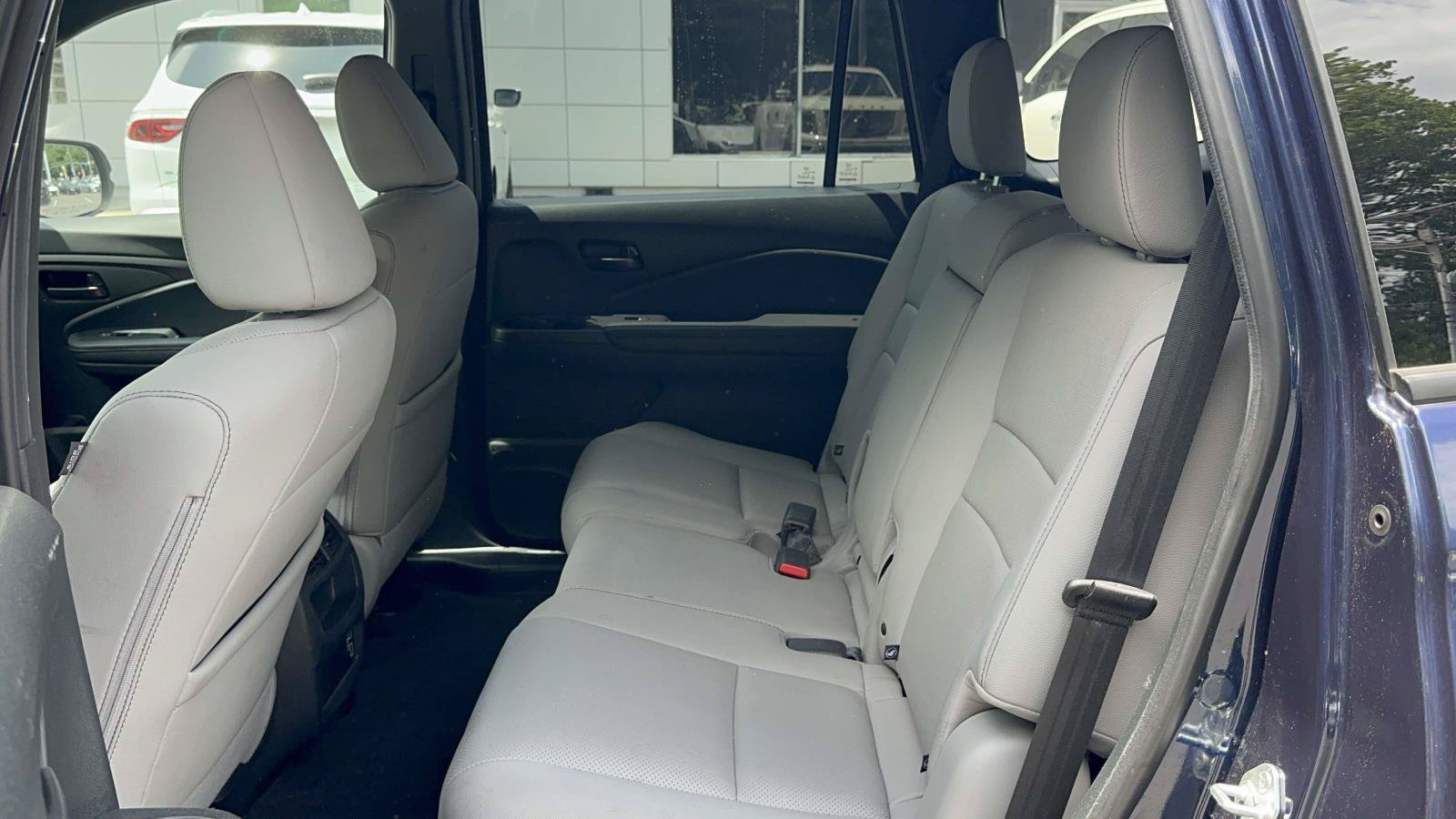 Used 2023 Honda Passport EX-L image 12