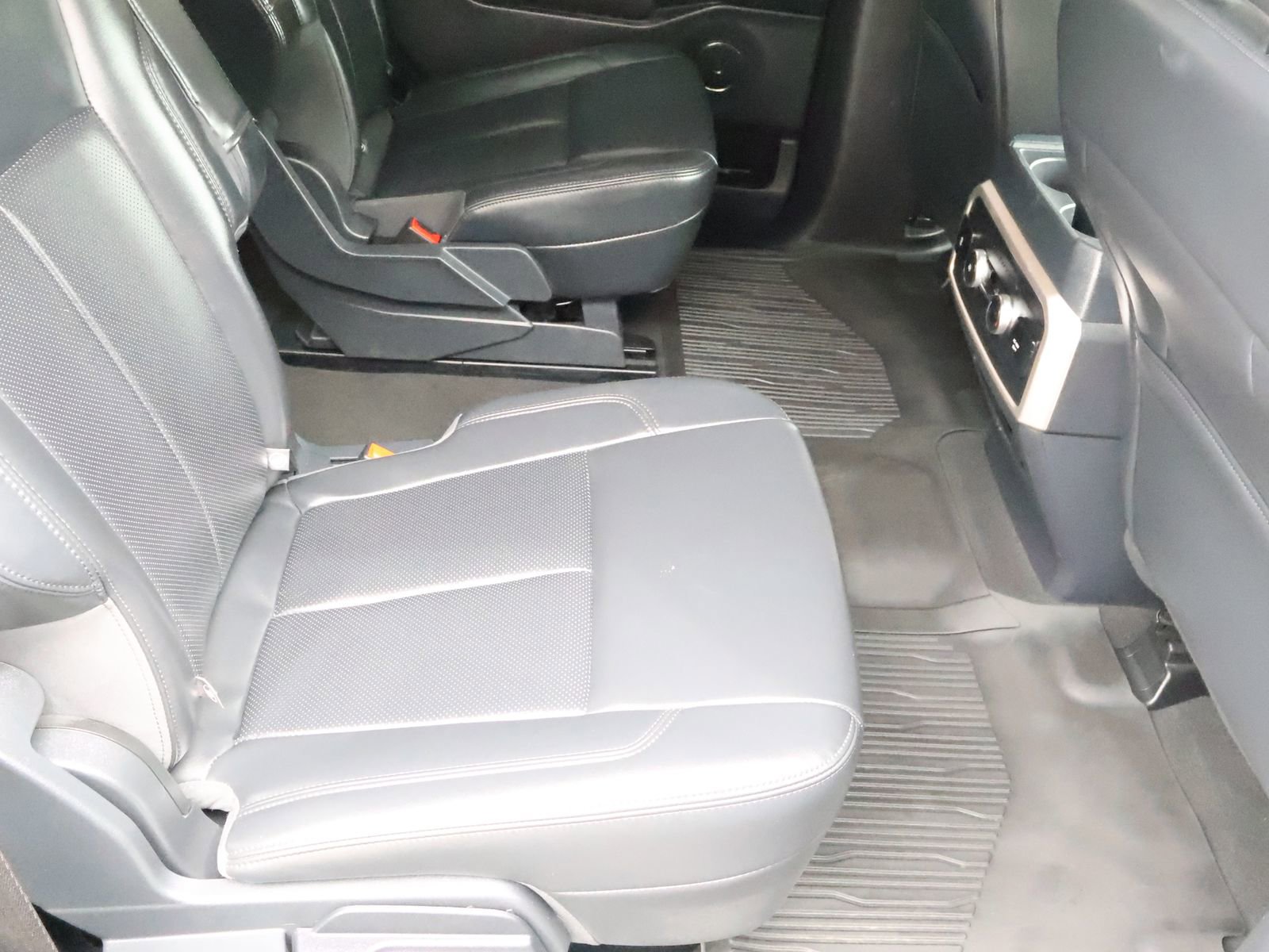Used 2024 Ford Expedition XLT AWD/4WD image 52