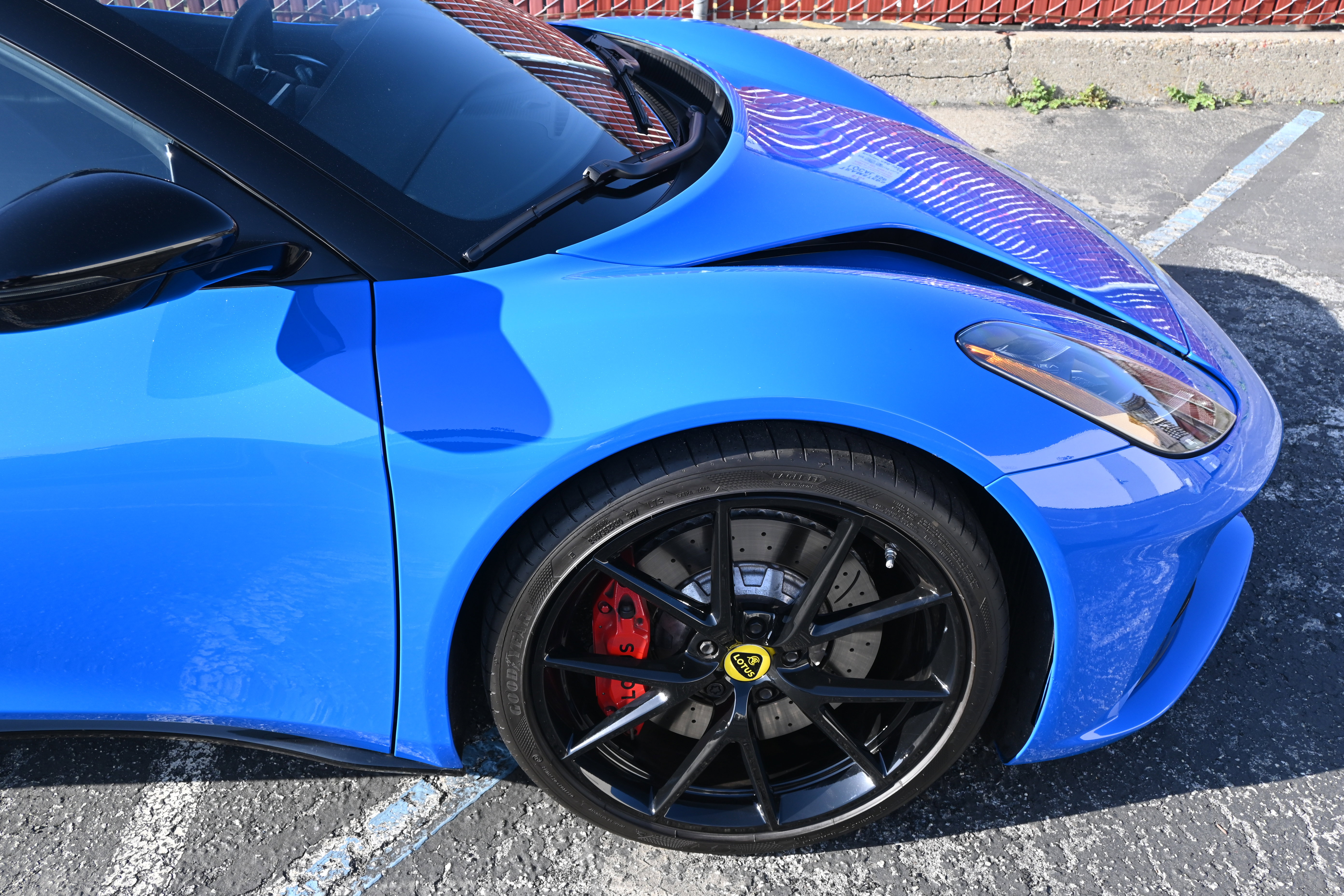 Used 2024 Lotus Emira First Edition image 33