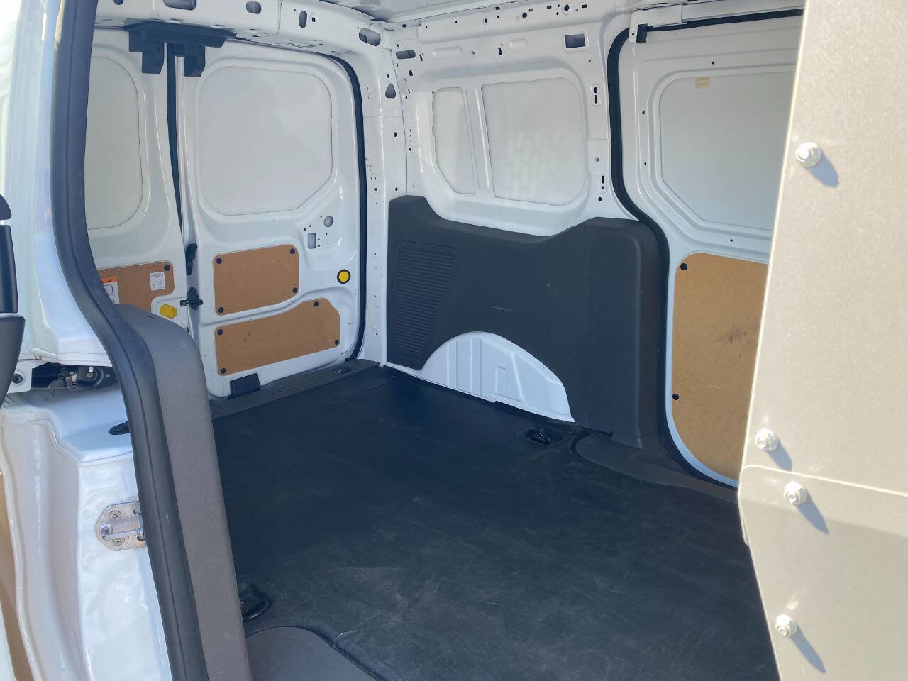 Used 2019 Ford Transit Connect XL image 21