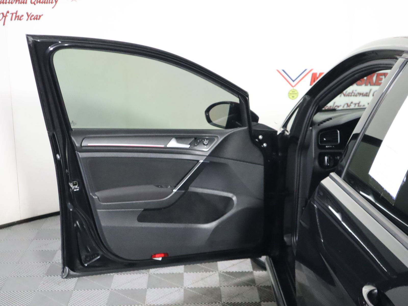 Used 2018 Volkswagen GTI S image 24