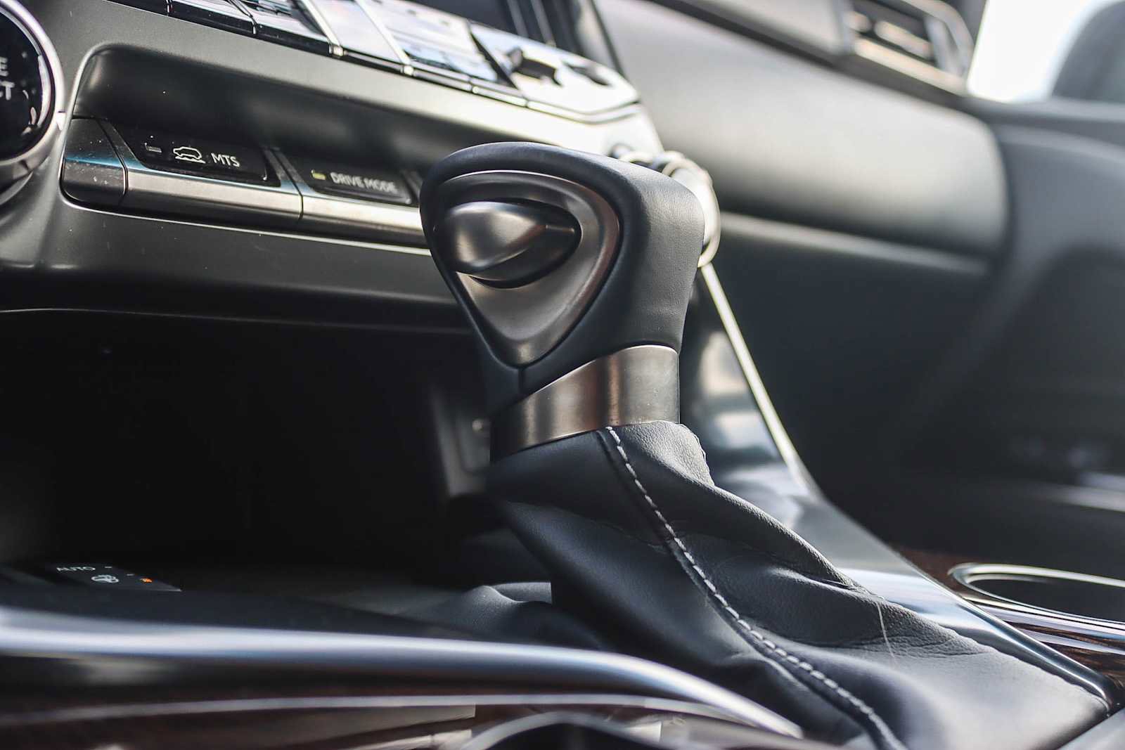 Used 2023 Lexus LX 600 4WD w/ Ultra Luxury Package image 20