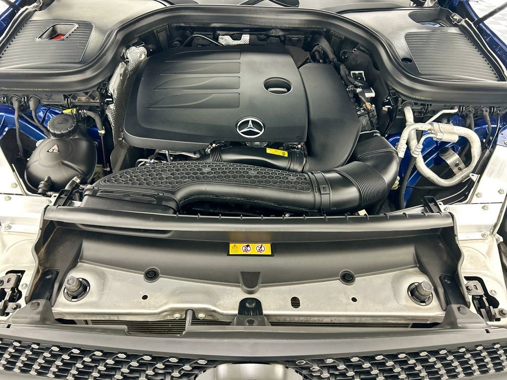 Used 2023 Mercedes-Benz GLC 300 4MATIC Coupe image 27