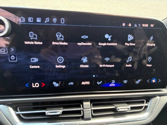 New 2026 Chevrolet Equinox EV LT w/ Comfort Package AWD/4WD image 18