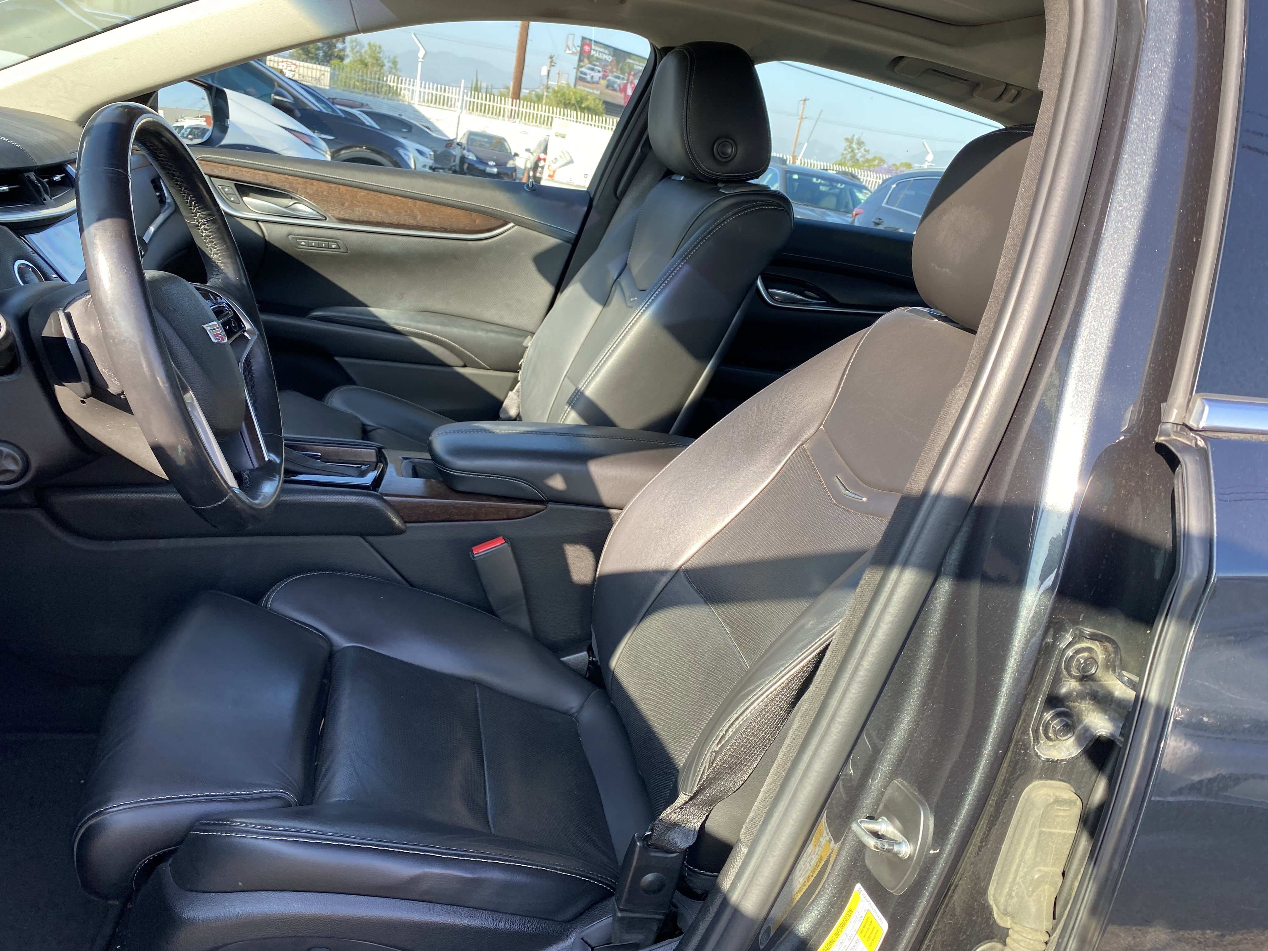 Used 2018 Cadillac XTS Premium Luxury FWD image 10