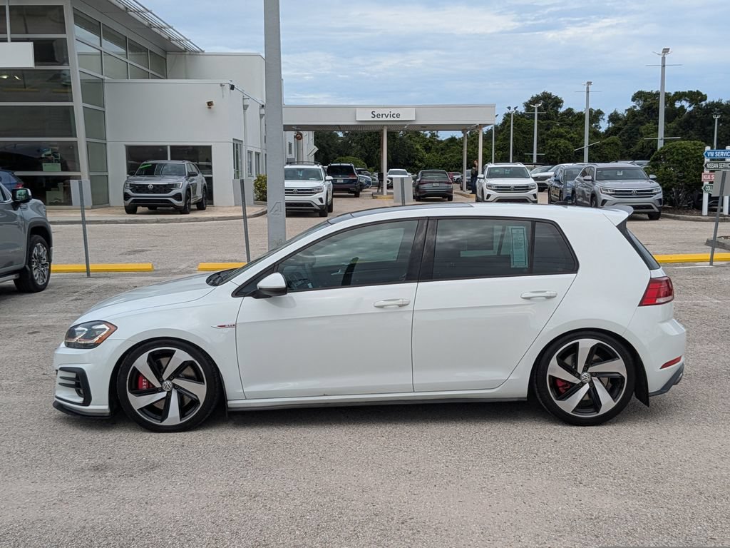 Used 2018 Volkswagen GTI SE w/ SE Leather Package FWD image 3