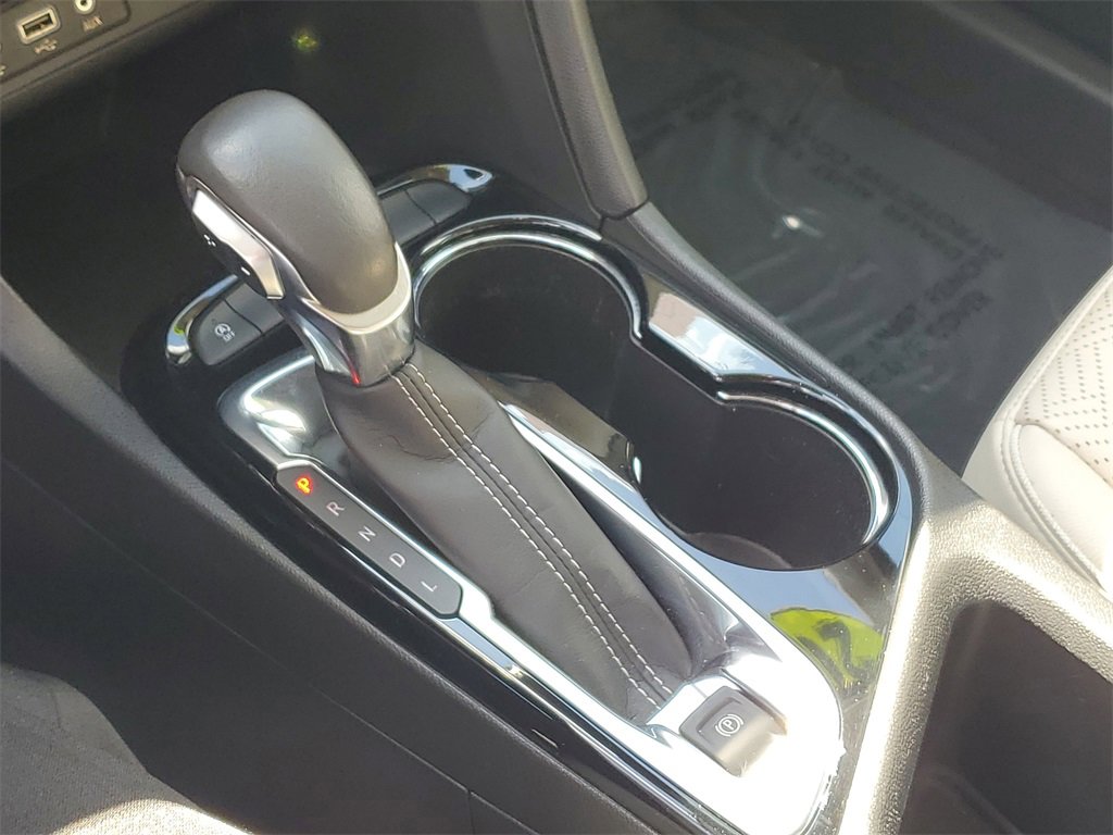 Used 2020 Buick Encore GX Essence w/ Advanced Technology Package image 26