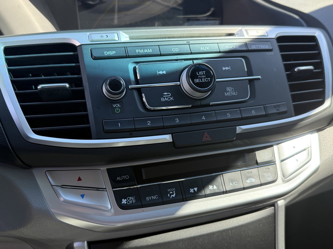 Used 2014 Honda Accord LX image 13