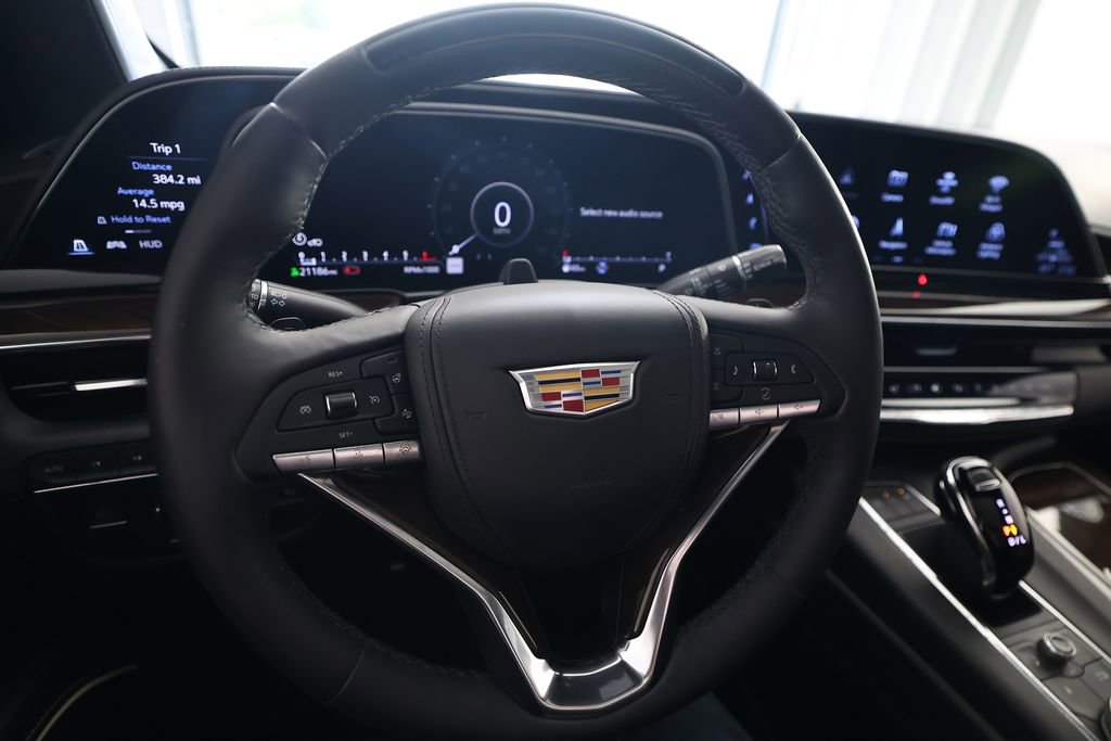 Used 2024 Cadillac Escalade ESV Premium Luxury Platinum w/ Heavy-Duty Trailer Package AWD/4WD image 21