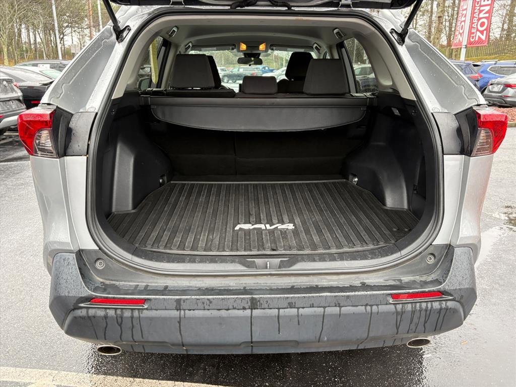 Used 2021 Toyota RAV4 XLE image 26