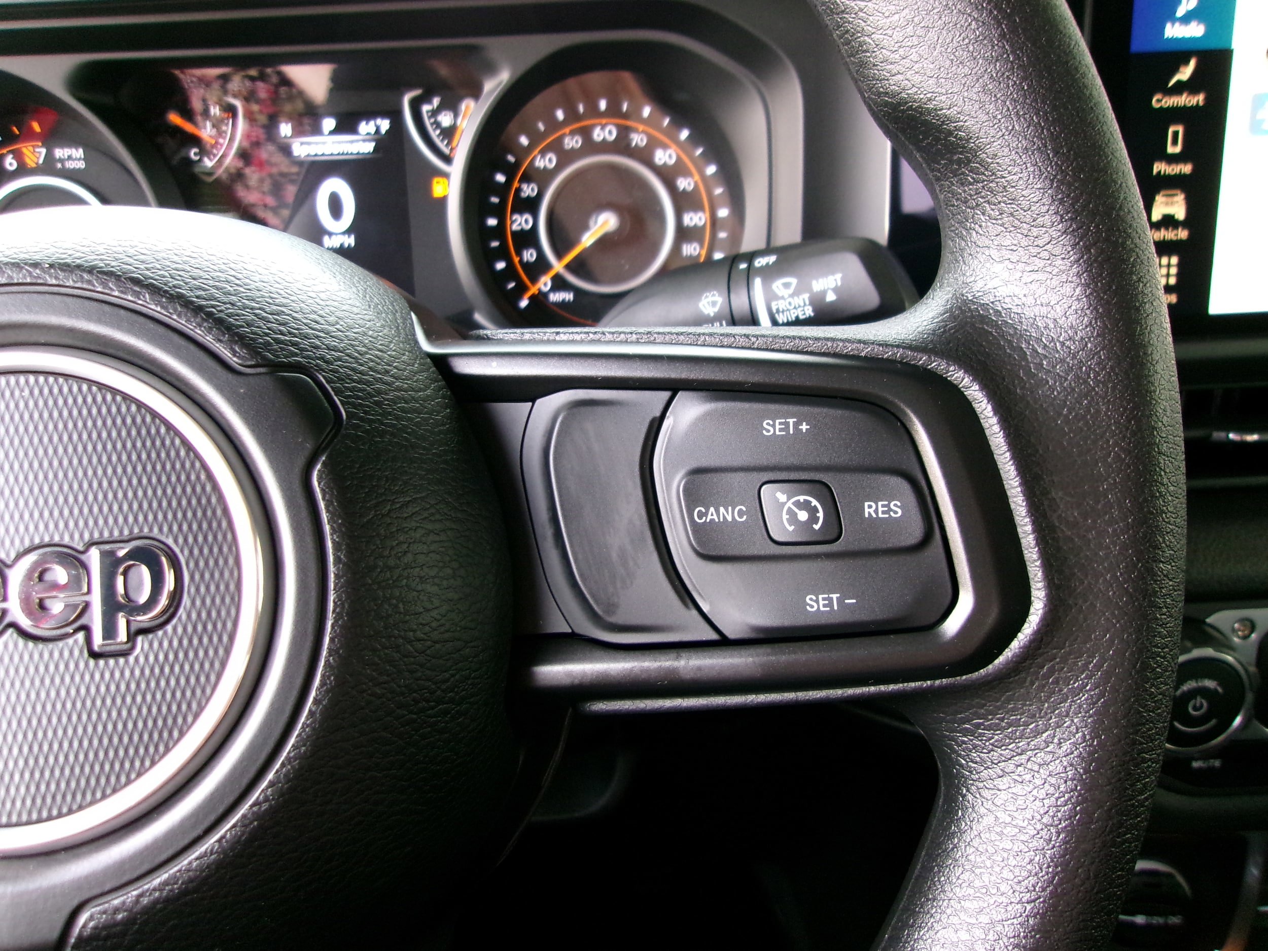 New 2025 Jeep Gladiator Sport image 11